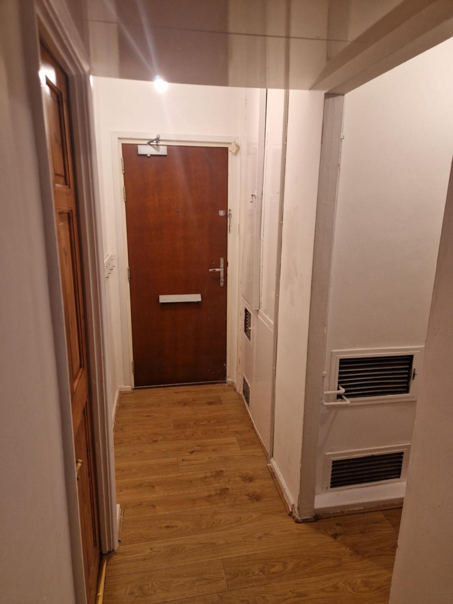 A Lovely Two Bedrooms Flat * Londra